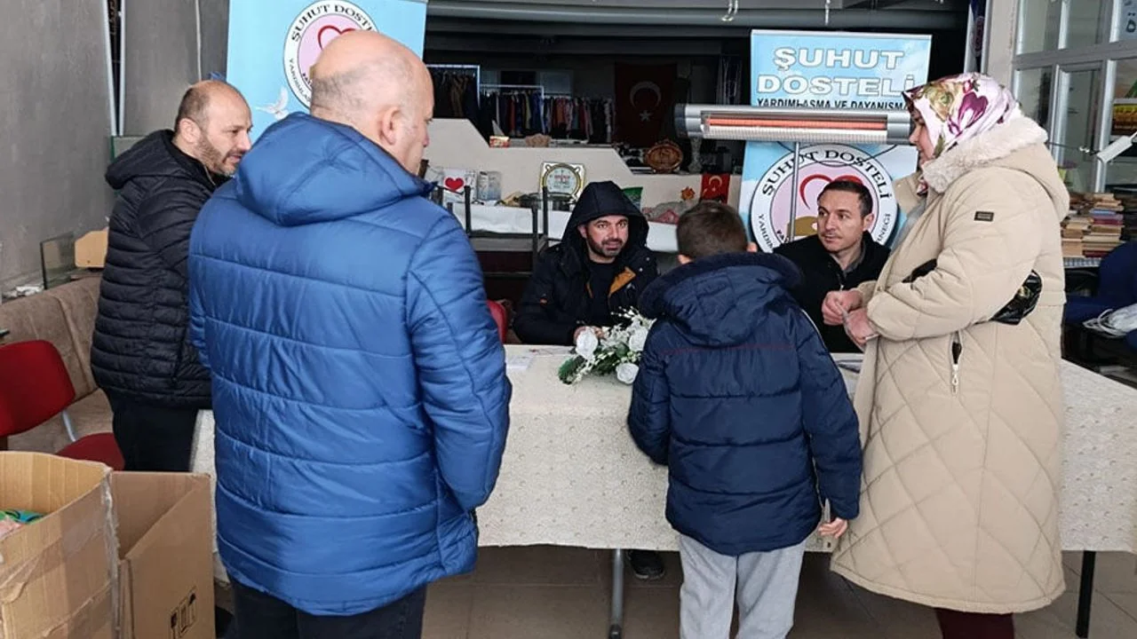 Şuhut'ta İhtiyaç Sahibi 270 Öğrenciye Bayram Öncesi Giyim ve Gıda Desteği