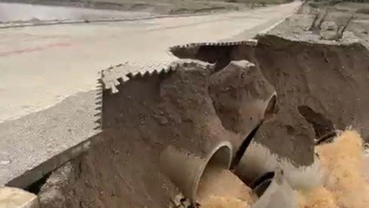 Sandıklı'da Sağanak Sonrası Akdağ Tabiat Parkı Yolu Çöktü