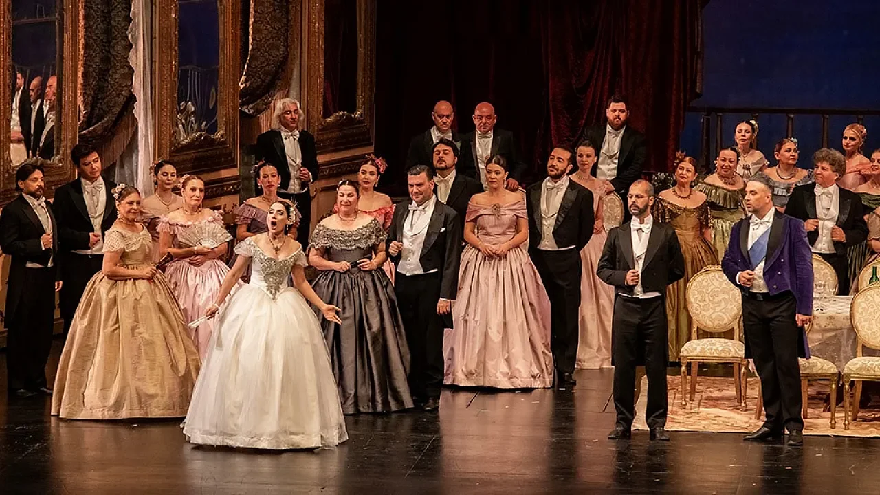 Afyon’da Tarihi Gece: La Traviata Operası İlk Kez Sanatseverlerle Buluşuyor