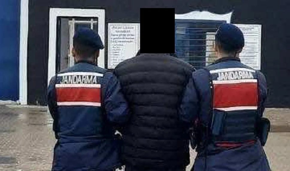 Çay'da Jandarmadan Nokta Operasyon: 17 Yıllık Firari Hükümlü Cezaevine Gönderildi