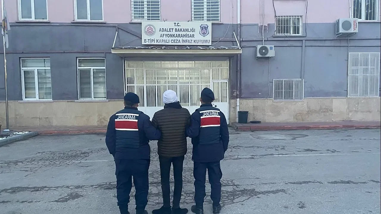 Afyonkarahisar’da FETÖ’nün “Mütevelli Heyeti” Üyesi Yakalandı: 6 Yıl Hapis Cezası Vardı