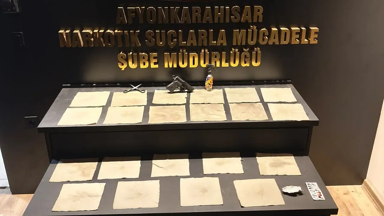 Afyonkarahisar’da Zehir İmalatına Darbe: Peçeteye Emdirilmiş Uyuşturucu Ele Geçirildi