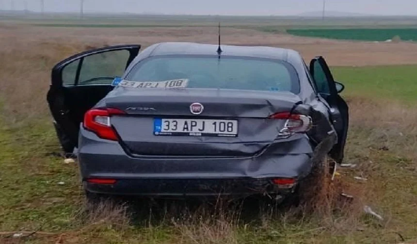 Afyonkarahisar'da Feci Kaza: Kontrolden Çıkan Otomobil Tarım Arazisine Uçtu, 5 Yaralı