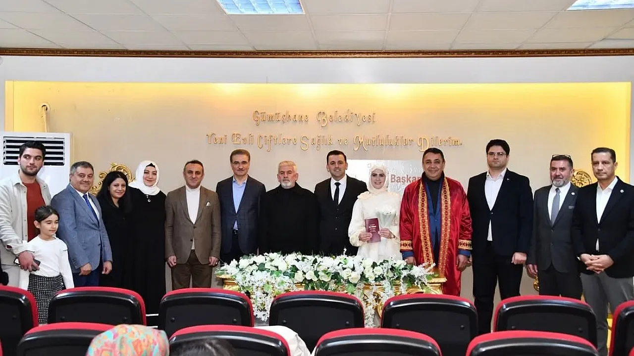 Afyonkarahisar ve Gümüşhane Arasında Gönül Köprüsü: Akademisyen Şen Dünya Evine Girdi