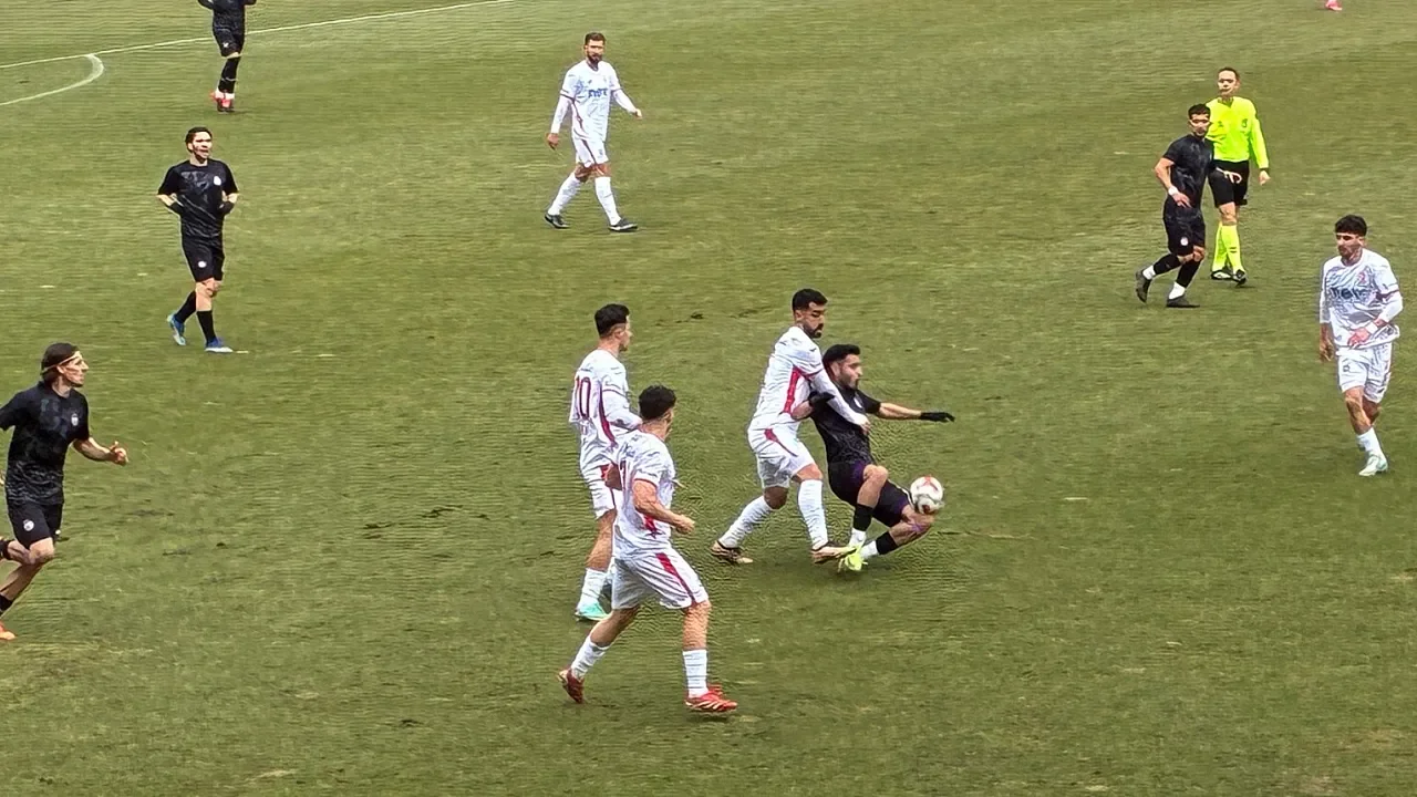 Afyonspor Evinde Direnemedi: Balıkesirspor’a 3-0 Mağlup