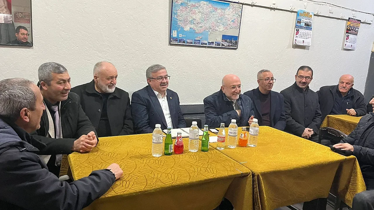 AK Parti Afyonkarahisar Kurmaylarından Sultandağı Çıkarması: Dereçine ve Üçkuyu’da Vatandaşla Buluştular