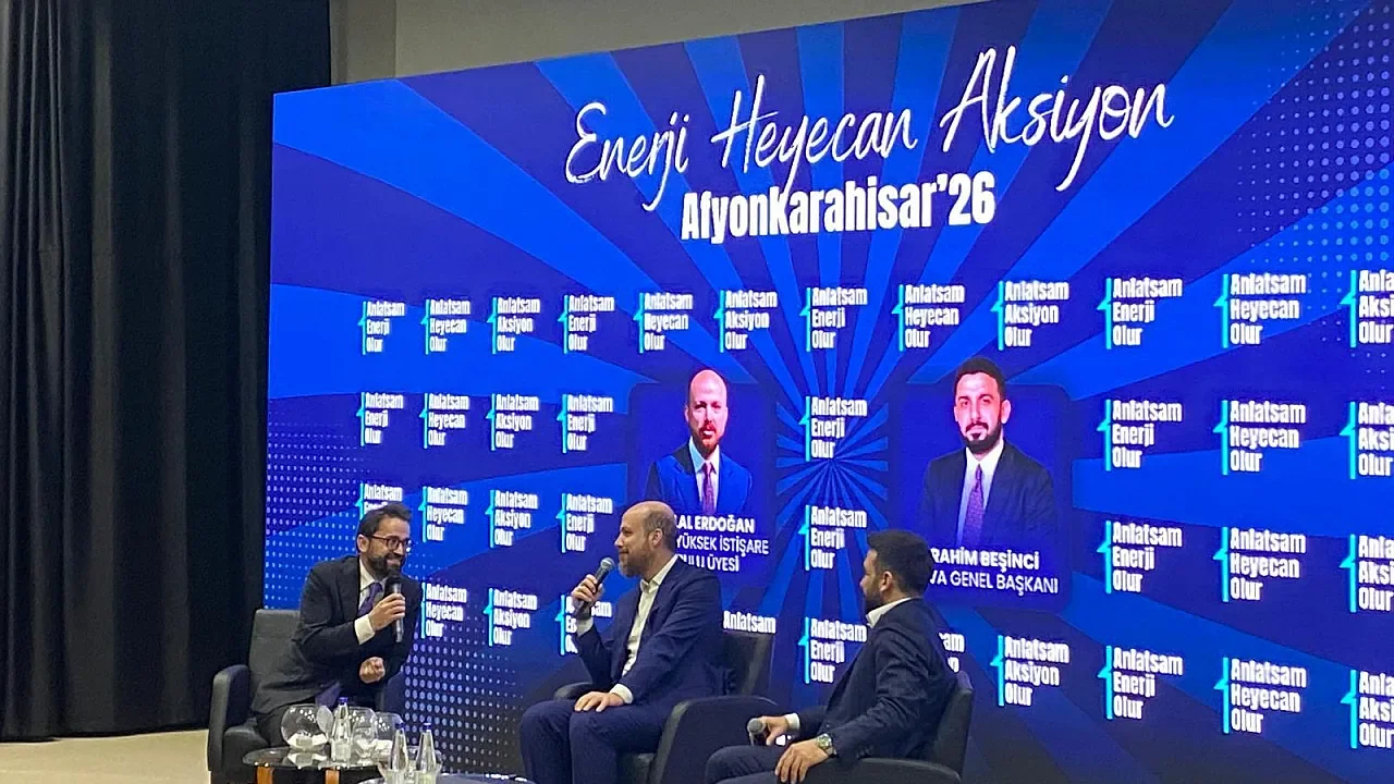 Bilal Erdoğan Afyonkarahisar’da Konuştu: “Siyaseti Siyasetçiler Yapsın, Biz Sivil Toplum İçin Koşturacağız”