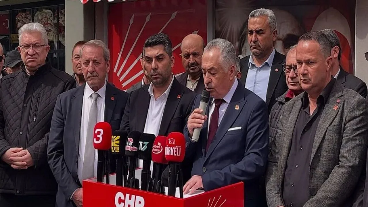 CHP Afyonkarahisar'dan İmamoğlu Davasına Sert Tepki: "Yargı Eliyle Siyaset Dizayn Ediliyor, Bu Bir Darbedir"