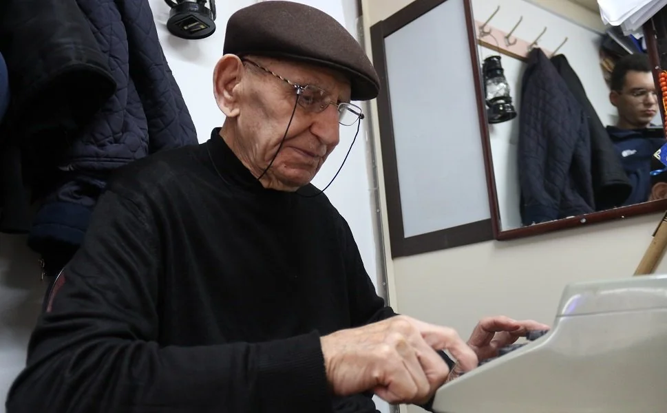 Eskişehir'in Asırlık Arzuhalcisinden Artan Boşanmalara Sitem: "Yuva Yıkan Dilekçeleri Yazmak İstemiyorum"