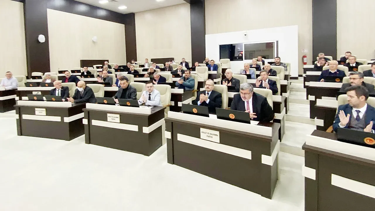 Afyonkarahisar İl Genel Meclisi Şubat Ayı Çalışmalarını Tamamladı: Eğitim ve Altyapı Yatırımları Karara Bağlandı