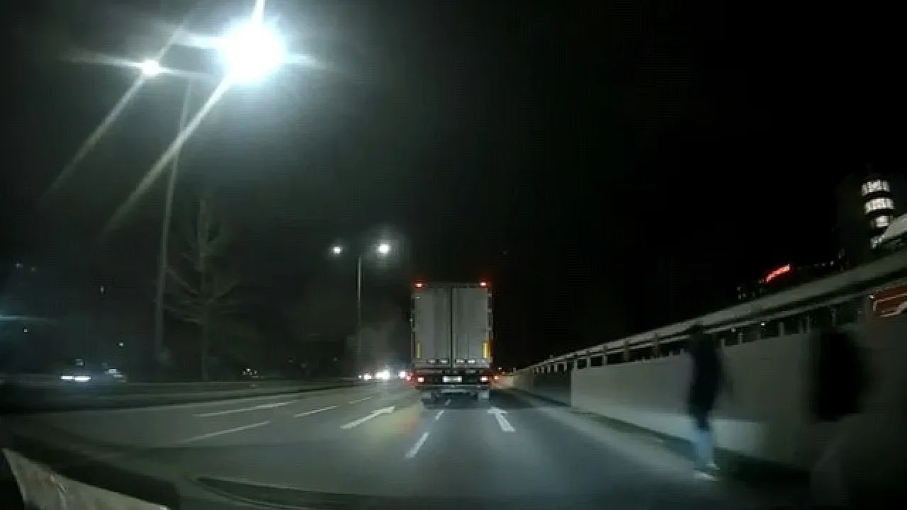 Eskişehir’de Trafik Güvenliği Hiçe Sayıldı: Görünmez Yayalar Ölümden Döndü