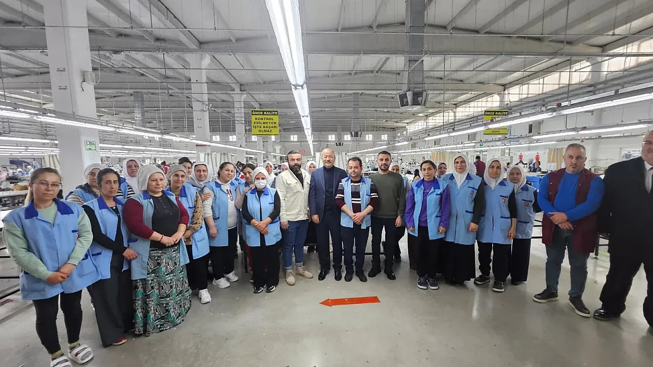 MHP’li Taytak Dazkırı’da Vatandaşla Buluştu: "Siyasetimiz Dönemsel Değil, Kalıcı Bir Sorumluluktur"