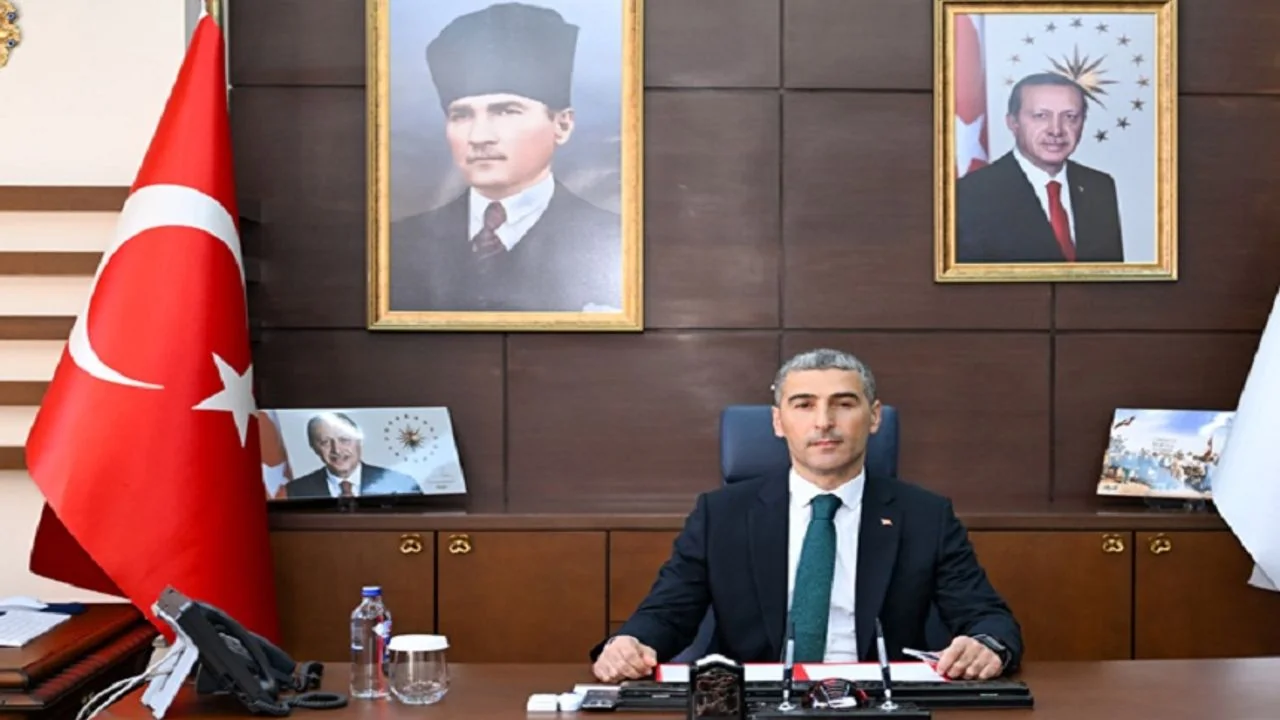 Afyonkarahisar’ın Yeni Valisi Dr. Naci Aktaş Kimdir? İşte Kariyer Yolculuğu