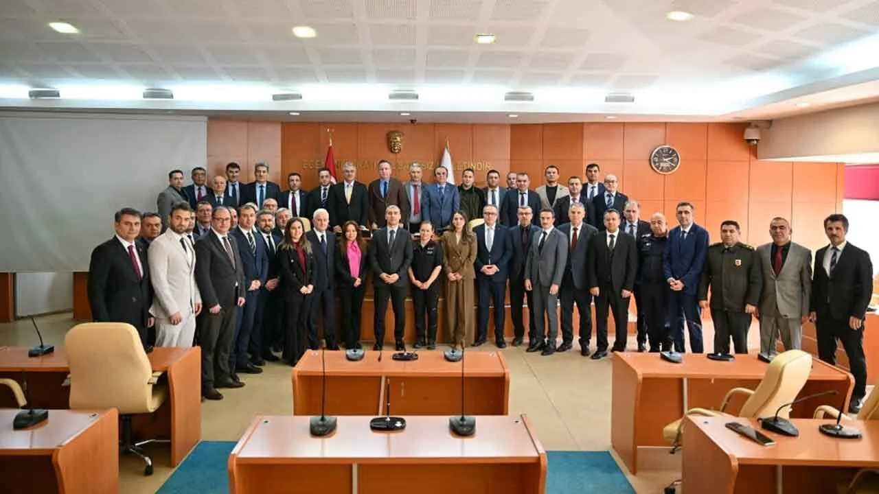 Afyonkarahisar’ın Yeni Valisi Dr. Naci Aktaş Görev Bölgesine Geliyor: Uşak’ta Duygusal Veda