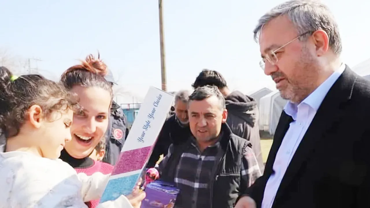 Yurdunuseven’den Deprem Yıl Dönümü Mesajı: “Cumhurbaşkanımız Hiçbir Vatandaşı Darda Bırakmadı”