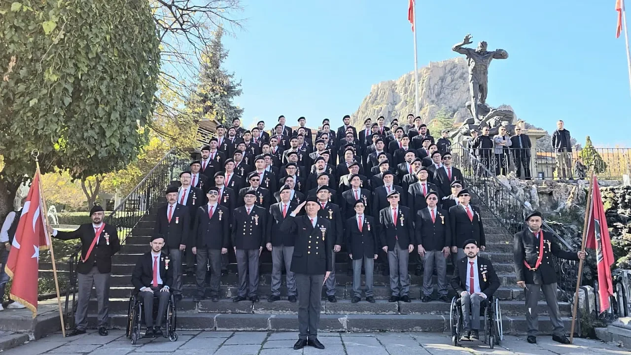 Başkan Kumartaşlı’dan ‘Sözde’ Derneklere Sert Uyarı: “Şehit ve Gazi İsimleri Üzerinden Rant Devşirilmesine İzin Vermeyeceğiz”