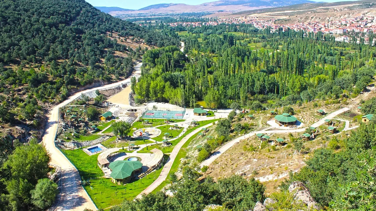 Taşoluk’un Yeni Turizm Rotası "Mahmarı Obası" Vali Yiğitbaşı’na Tanıtıldı