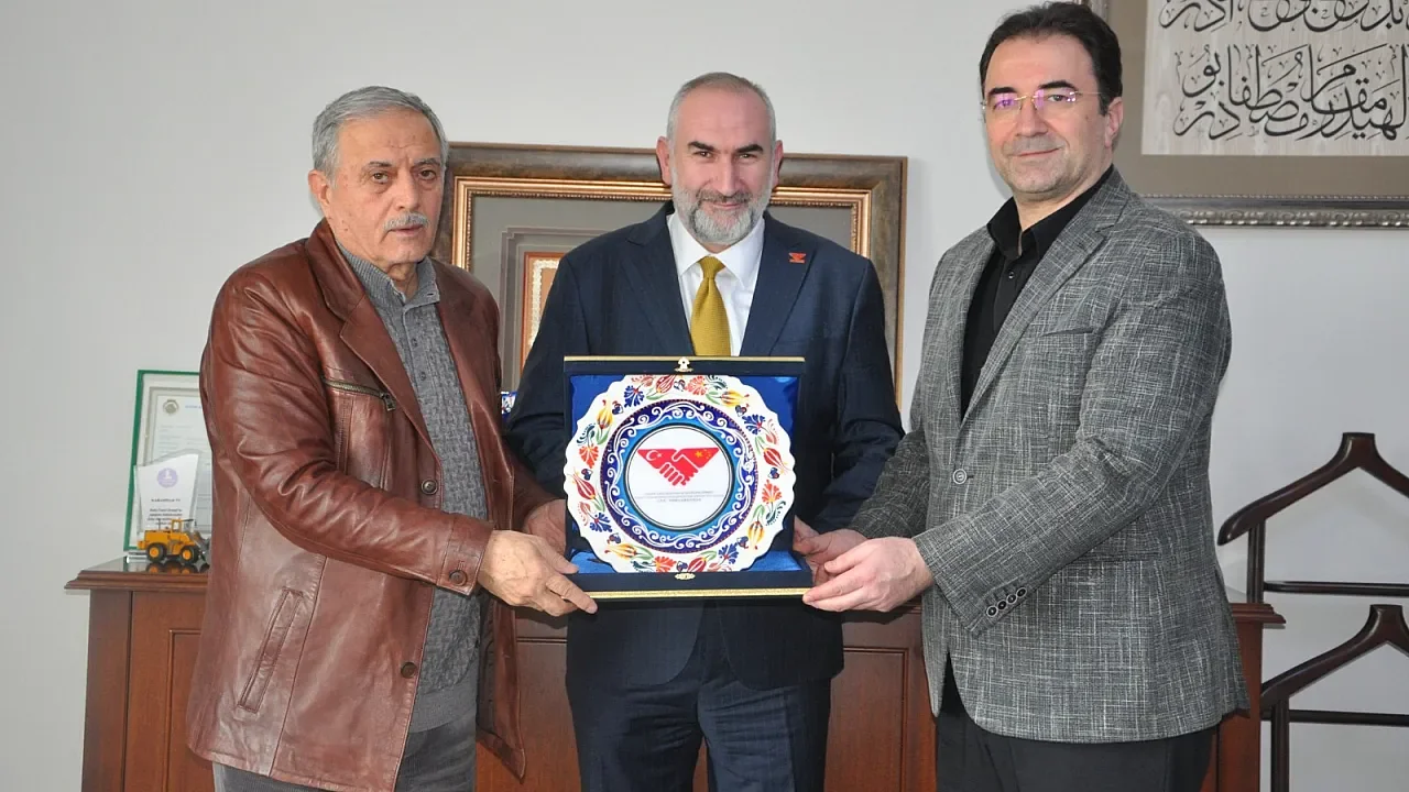 Türkiye-Çin Ticaret Köprüsü ve Medya İşbirliği: İhsan Beşer’den TV3’e Anlamlı Ziyaret